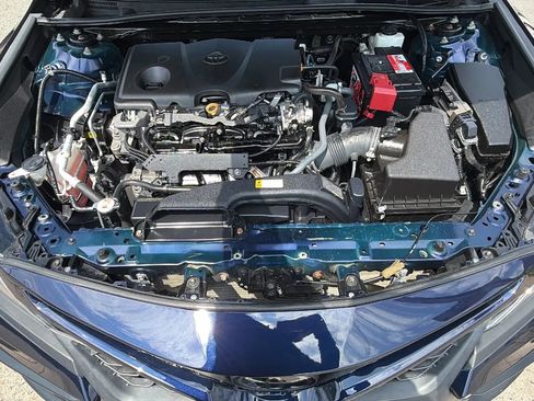 Used 2021 Toyota Camry SE FWD image 24