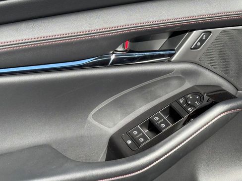 New 2026 MAZDA MAZDA3 Carbon image 19
