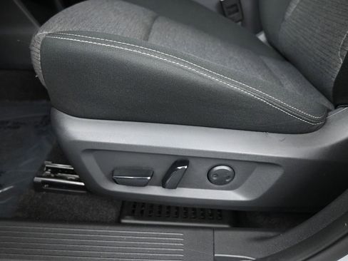 Certified 2023 Nissan Rogue SV AWD/4WD image 10