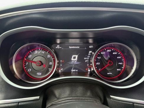 Used 2018 Dodge Charger R/T image 14