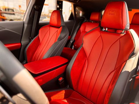 Used 2024 Lexus RX 500h F Sport image 13