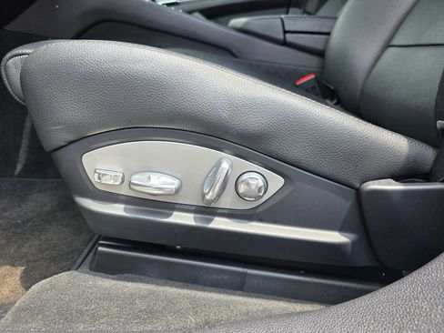 Used 2013 Porsche Panamera S RWD image 19