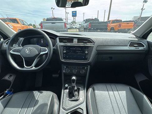 Used 2024 Volkswagen Tiguan Wolfsburg Edition FWD image 15