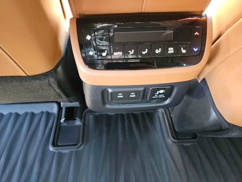 New 2026 INFINITI QX60 Autograph image 23