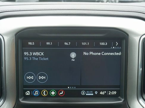 Used 2022 Chevrolet Silverado 1500 LT Trail Boss w/ Convenience Package II image 14