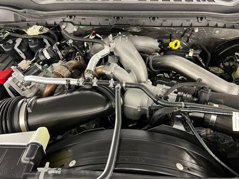 Used 2024 Ford F250 Lariat image 35