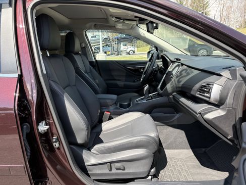 Used 2025 Subaru Outback Limited w/ Popular Package #2 image 28