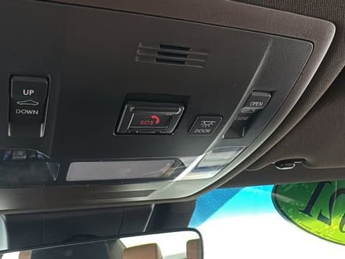 Used 2021 Lexus ES 300h w/ Premium Package image 29