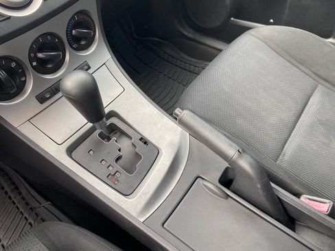 Used 2011 MAZDA MAZDA3 i Sport FWD image 39