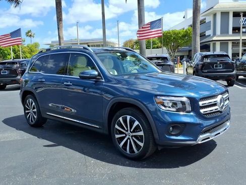 Used 2022 Mercedes-Benz GLB 250 image 17