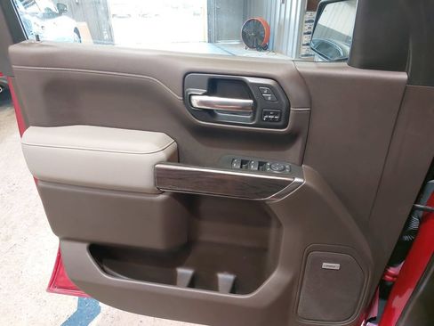 Used 2021 Chevrolet Silverado 1500 LTZ w/ LTZ Convenience Package II AWD/4WD image 28