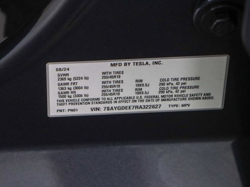 Used 2024 Tesla Model Y Long Range image 27