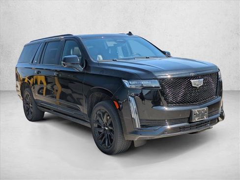 Used 2023 Cadillac Escalade ESV Sport Platinum w/ LPO, ONYX Package AWD/4WD image 3