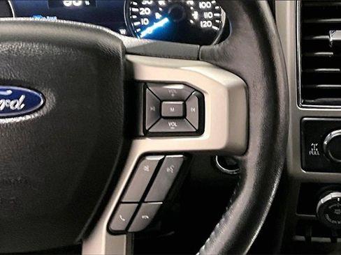 Used 2018 Ford F150 Lariat w/ Equipment Group 502A Luxury image 13