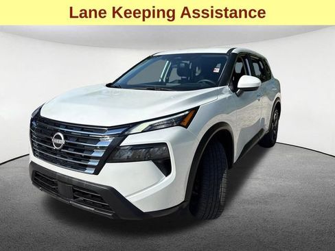 Used 2025 Nissan Rogue SV AWD/4WD image 5