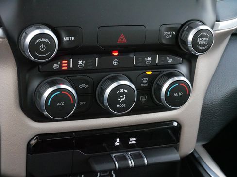 Used 2022 RAM 1500 Laramie image 23