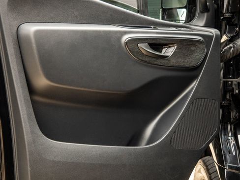 Used 2020 Mercedes-Benz Sprinter 2500 image 18