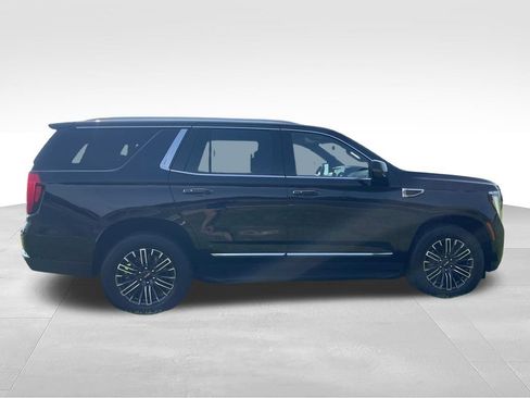 Used 2026 GMC Yukon Elevation w/ Elevation Premium Package AWD/4WD image 6