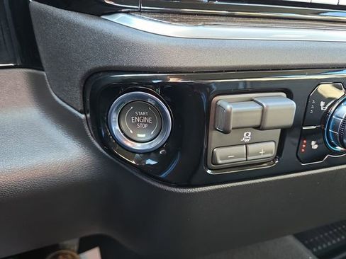 New 2026 GMC Sierra 1500 Elevation image 24