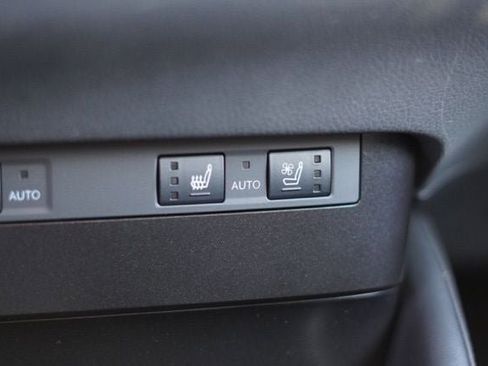 Used 2024 Lexus ES 350 w/ Premium Package image 29