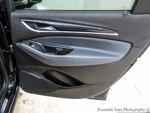 Used 2022 Buick Enclave Premium w/ Experience Buick Package image 31