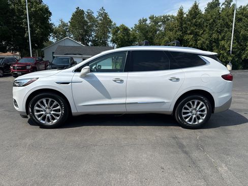 Used 2018 Buick Enclave Premium w/ Experience Buick Package FWD image 6