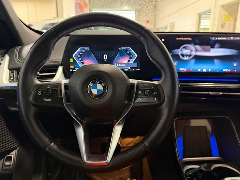 Used 2025 BMW X1 xDrive28i w/ Technology Package AWD/4WD image 30