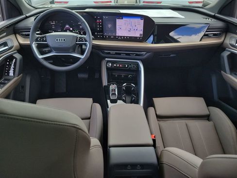 New 2025 Audi Q5 Premium Plus image 23