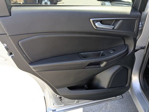 Used 2022 Ford Edge SE AWD/4WD image 29