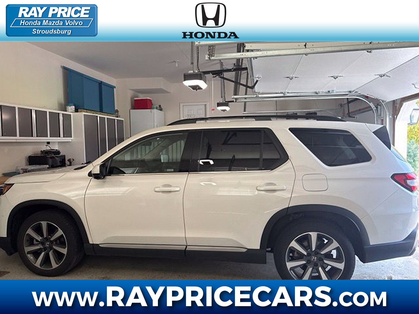 Used 2024 Honda Pilot Elite image 1