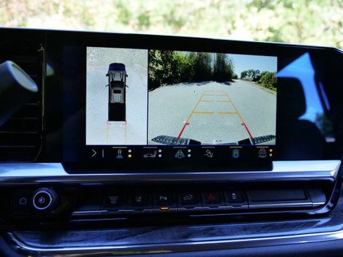 Used 2024 Chevrolet Silverado 3500 LTZ w/ LTZ Plus Package image 16