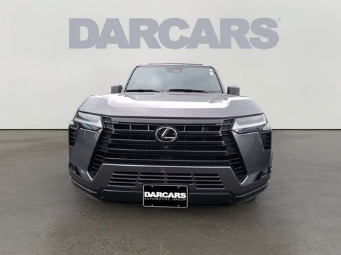 Used 2024 Lexus GX 550 w/ Accessory Package (2T) AWD/4WD image 2