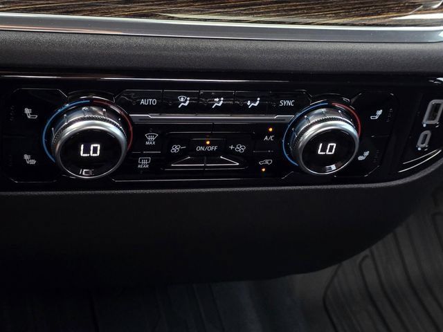 Used 2024 GMC Sierra 1500 Elevation w/ LPO, Elevation Black Package AWD/4WD image 23