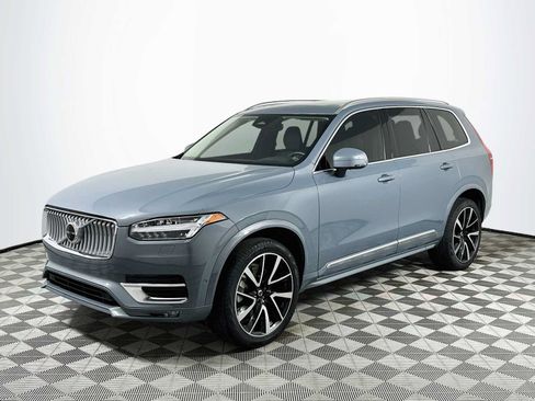 Used 2023 Volvo XC90 B5 Plus w/ Protection Package Premier AWD/4WD image 3
