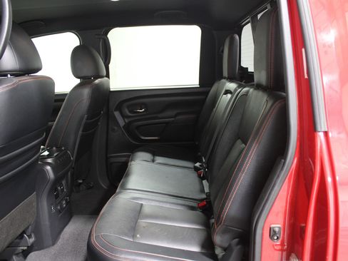 Used 2020 Nissan Titan PRO-4X w/ Pro-4x Convenience Package image 15