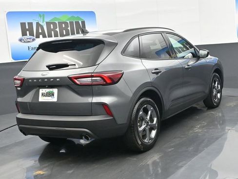 Used 2025 Ford Escape ST-Line image 5