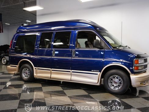 Used 2001 Chevrolet Express 1500 w/ Preferred Equipment Group 3 image 15