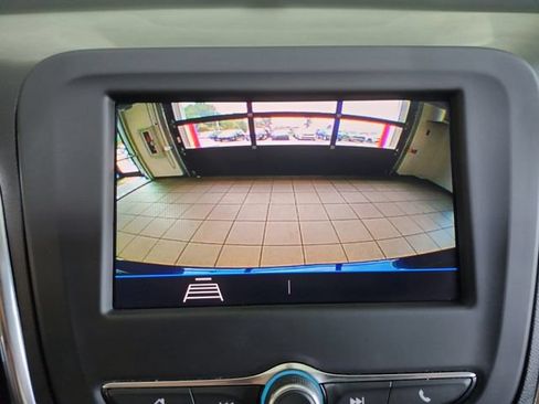 Used 2020 Chevrolet Equinox LT w/ Driver Convenience Package FWD image 15