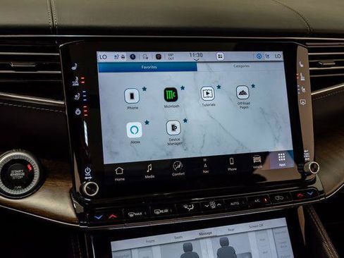 Certified 2023 Jeep Grand Wagoneer Series II AWD/4WD image 18