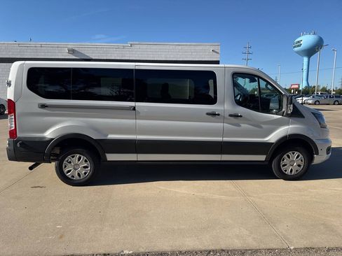 Used 2024 Ford Transit 350 XLT RWD image 6