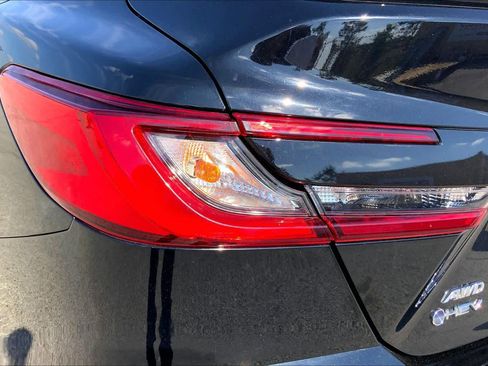 Used 2025 Toyota Camry SE w/ Multimedia Upgrade Package image 28