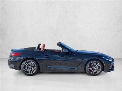 Used 2026 BMW Z4 M40i w/ Premium Package image 4