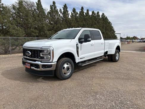 New 2026 Ford F350 Lariat AWD/4WD image 2