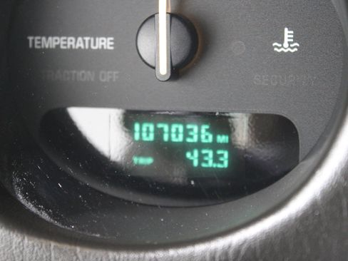 Used 2005 Buick Le Sabre Custom image 12