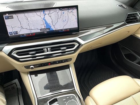 Certified 2023 BMW 330i xDrive Sedan w/ Convenience Package image 10