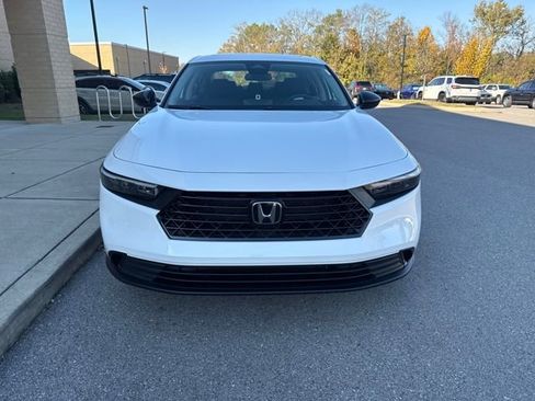 New 2025 Honda Accord SE image 7
