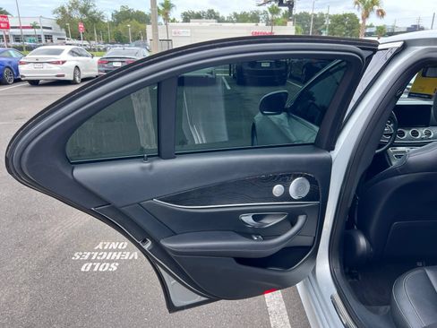 Used 2019 Mercedes-Benz E 300 image 45