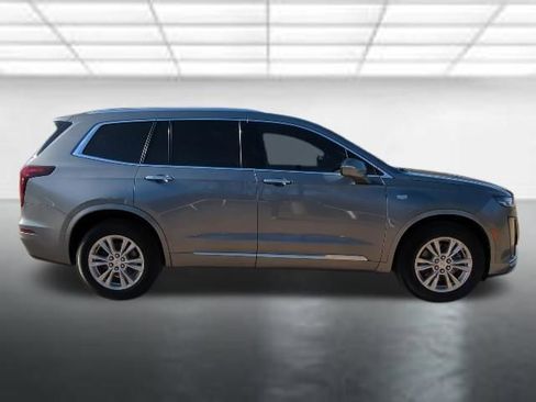 Used 2021 Cadillac XT6 Luxury image 32