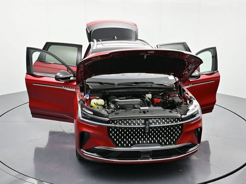 New 2026 Lincoln Nautilus Reserve AWD/4WD image 45
