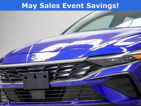 Used 2024 Hyundai Elantra SEL w/ Convenience Package FWD image 2